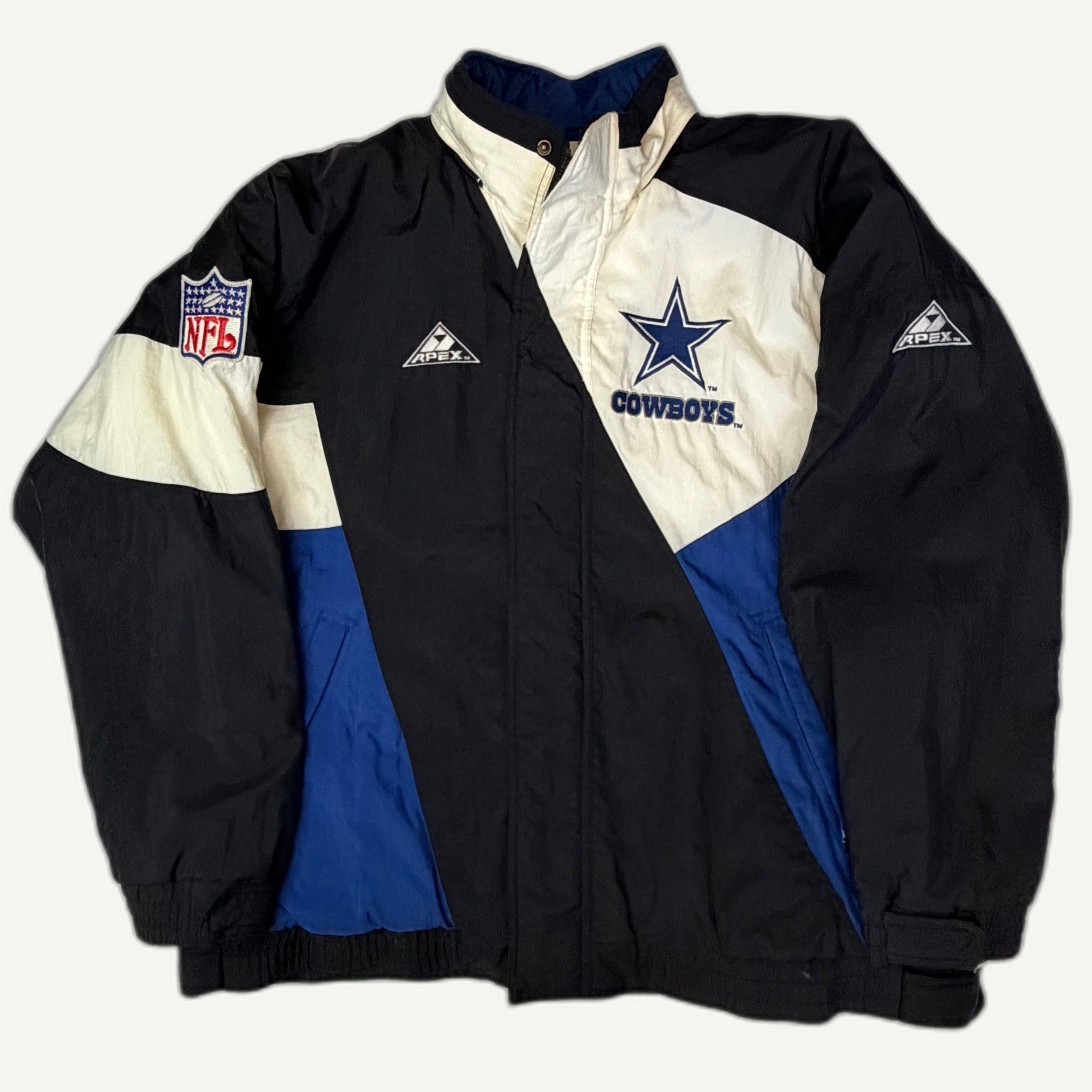 Front and back view of vintage 1990s Dallas Cowboys NFL Pro Line insulated colorblock puffer jacket by Apex One with giant star logo